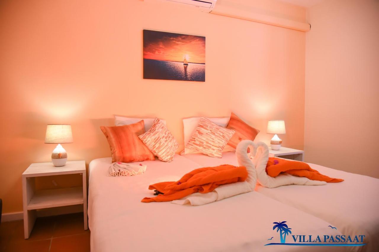 Villa Passaat Spectacular Spanish Water View Willemstad Exterior photo